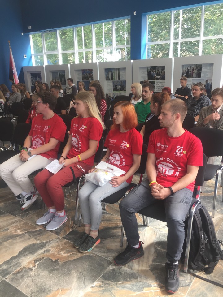 Вязьма, Смоленск, Россия - Победа одна на всех