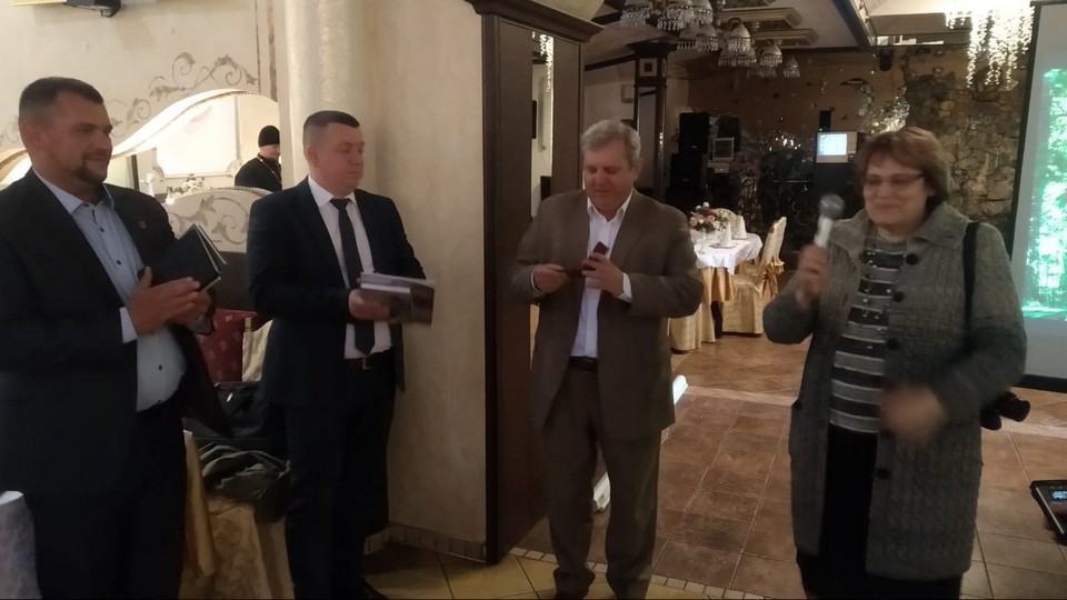 Атлас дружбы. Дорогами малой Родины. Портрет одного дня