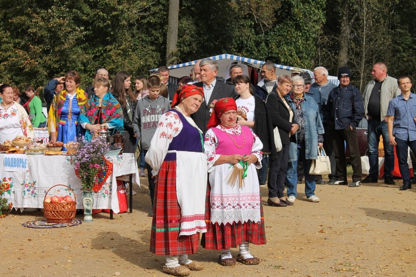 Белорусы Смоленщины стали участниками народного фестиваля Чудо-Лапун
