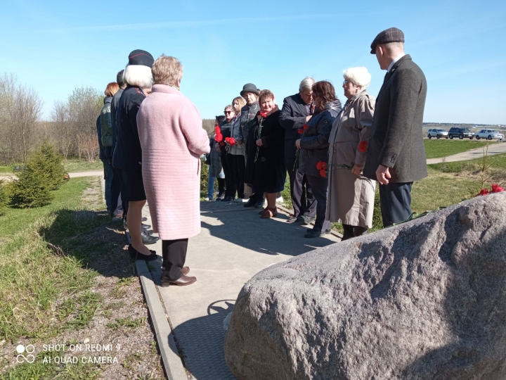 Белорусы города Смоленска на митинге в Вязовеньках